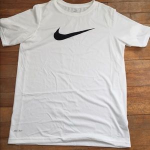 Dri-Fit Nike Tee NWOT